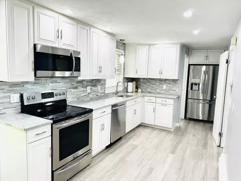 38 Kittrell St, Springfield, MA 01119 photo 10