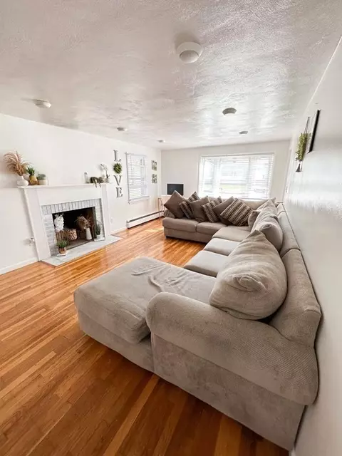 38 Kittrell St, Springfield, MA 01119 photo 9