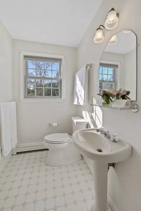 8 Meadow Rd, Beverly, MA 01915 photo 23