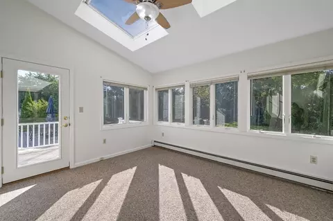 8 Meadow Rd, Beverly, MA 01915 photo 17