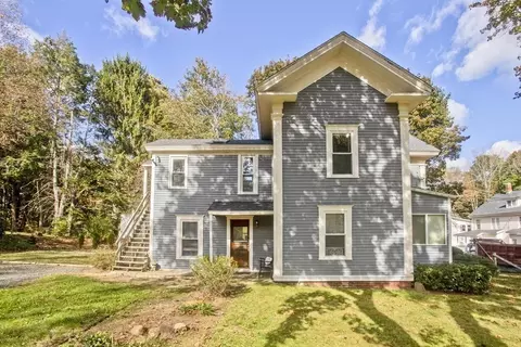 95 School St, Warren, MA 01083