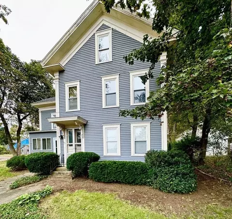 95 School St, Warren, MA 01083 photo 2