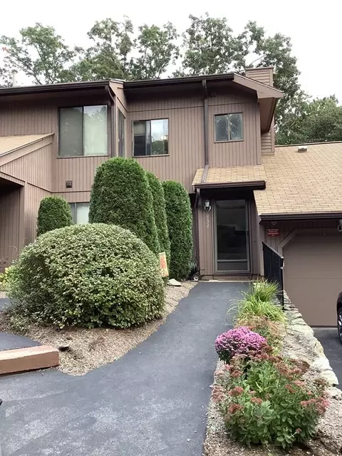 334 Trailside Way #334, Ashland, MA 01721