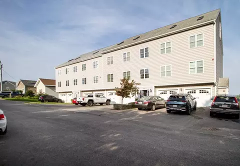 273 Draper St #6, Fall River, MA 02724 photo 4