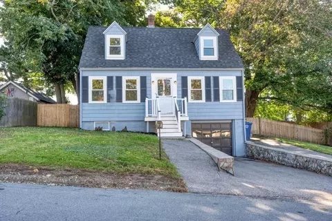 31 Pleasant View Ave, Braintree, MA 02184