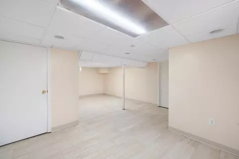 596 Harvard St, Fall River, MA 02720 photo 18
