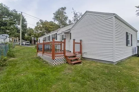 62 Mayfair Ave, Springfield, MA 01104 photo 4