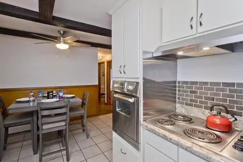 62 Mayfair Ave, Springfield, MA 01104 photo 12