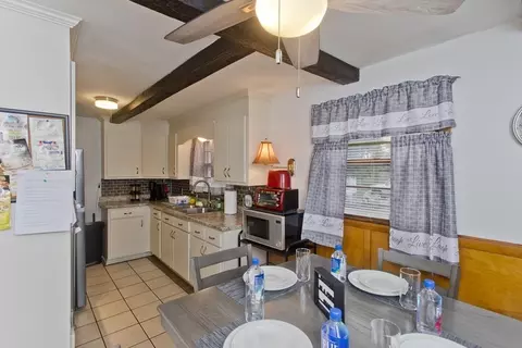 62 Mayfair Ave, Springfield, MA 01104 photo 14