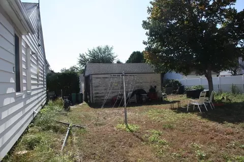 32 Grandview St, Springfield, MA 01118 photo 12