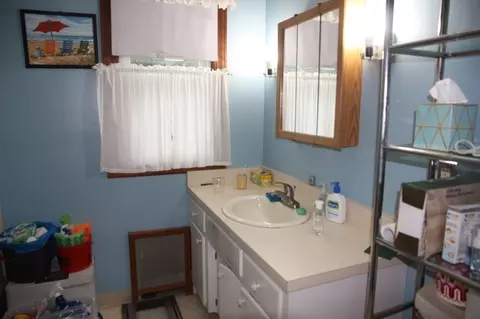 32 Grandview St, Springfield, MA 01118 photo 8