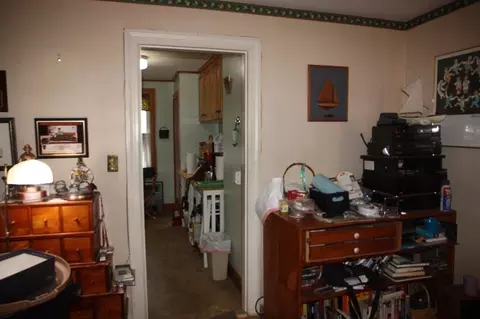 32 Grandview St, Springfield, MA 01118 photo 9