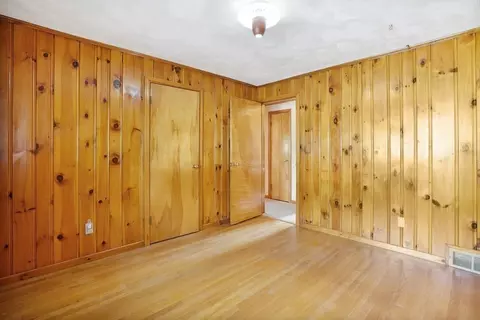 38 Dillon St, Chicopee, MA 01013 photo 12