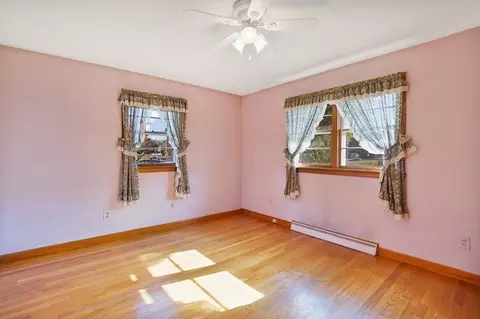 38 Dillon St, Chicopee, MA 01013 photo 15