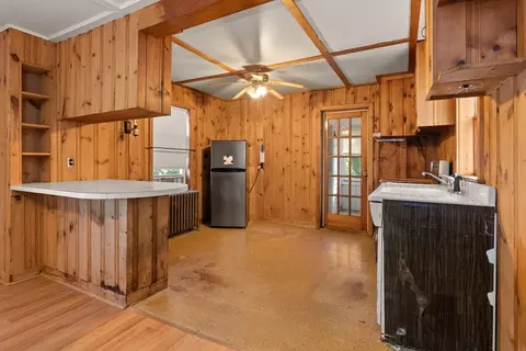 12 14 Stanley Ct, Gloucester, MA 01930 photo 3