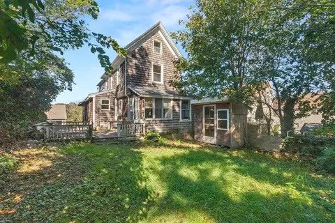 12 14 Stanley Ct, Gloucester, MA 01930 photo 25