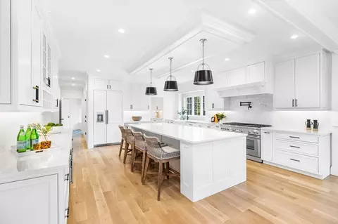 4 Jordan Way, Hingham, MA 02043 photo 3