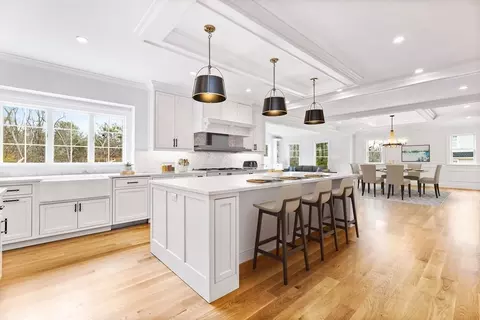 4 Jordan Way, Hingham, MA 02043 photo 2
