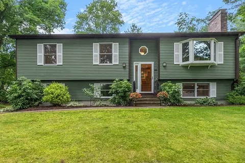 23 Commonwealth Ave, Shrewsbury, MA 01545