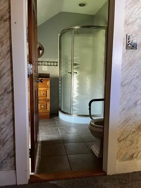154 Tower St, Fall River, MA 02724 photo 16