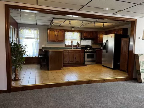 154 Tower St, Fall River, MA 02724 photo 8