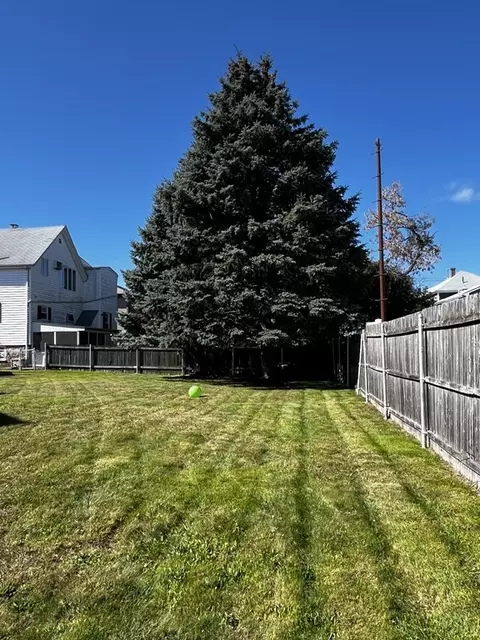 154 Tower St, Fall River, MA 02724 photo 6