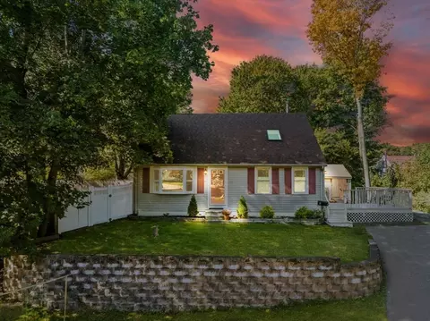 20 Winthrop Ave, Taunton, MA 02780