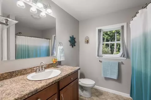 17 David St, Acushnet, MA 02743 photo 20