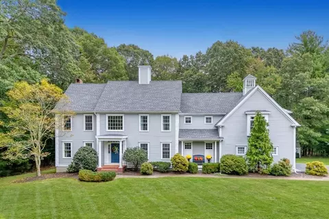 17 Fords Xing, Norwell, MA 02061