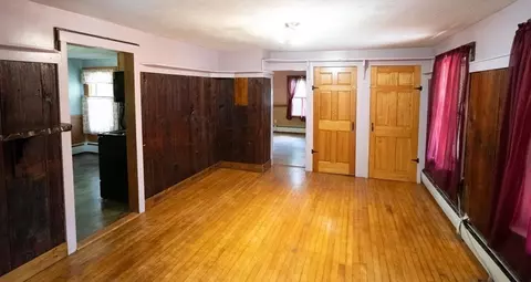 176 Center St, Ashburnham, MA 01430 photo 4