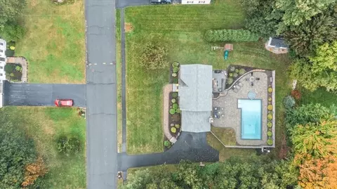 22 Wildflower Dr, Sutton, MA 01590 photo 42