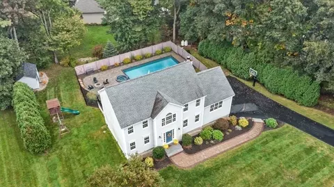 22 Wildflower Dr, Sutton, MA 01590 photo 38