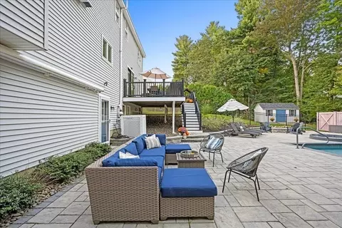 22 Wildflower Dr, Sutton, MA 01590 photo 35