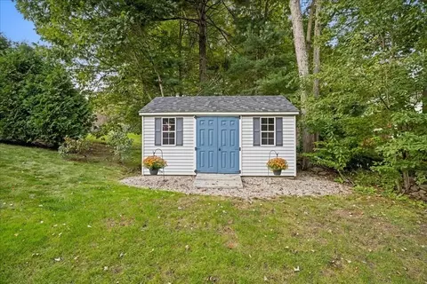 22 Wildflower Dr, Sutton, MA 01590 photo 37