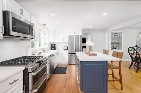 362 Webster St, Hanover, MA 02339 photo 6