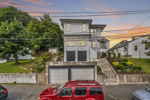 25 Fenno St, Revere, MA 02151