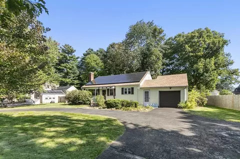 179 N Pearl St, Brockton, MA 02301