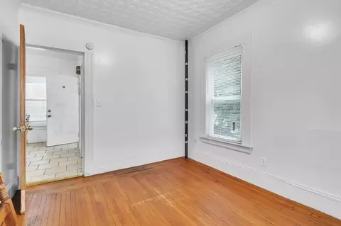 32 Mapledell St, Springfield, MA 01109 photo 8