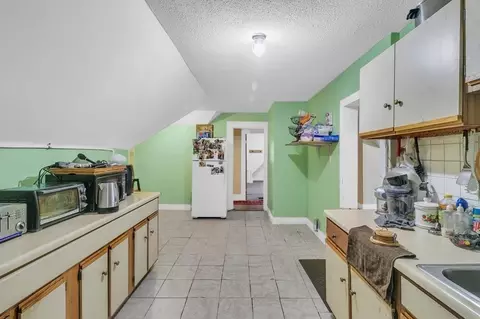 32 Mapledell St, Springfield, MA 01109 photo 33