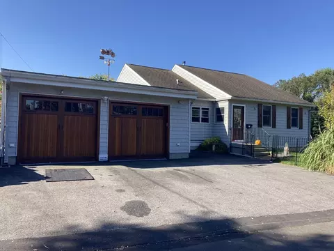 134 Mablin, North Andover, MA 01845