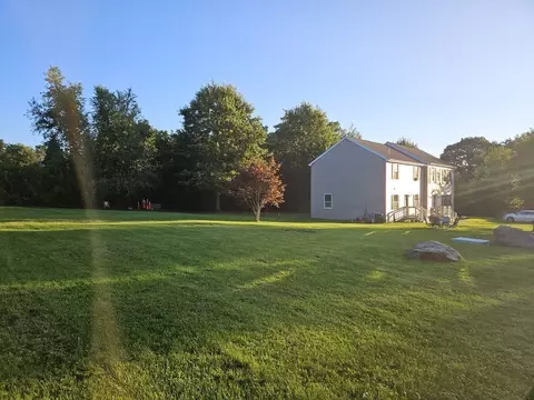 9 Sandra Ln, Fairhaven, MA 02719 photo 5