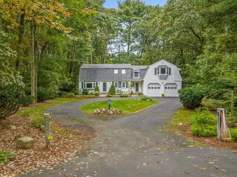 4 Woodside Rd, Framingham, MA 01701