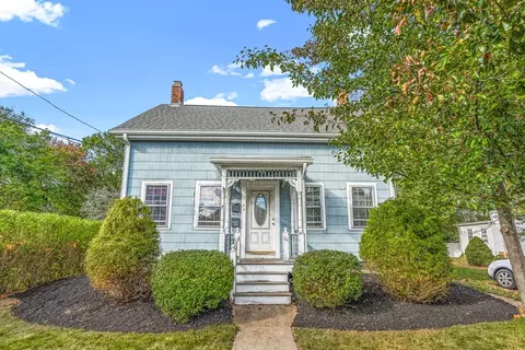 61 West St, Randolph, MA 02368