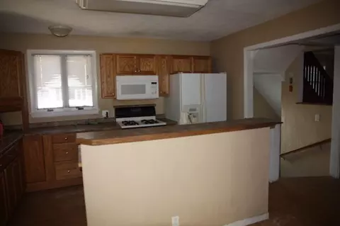 104 Orpheum Ave, Springfield, MA 01118 photo 13