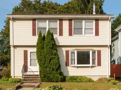 35 Warren St, Peabody, MA 01960