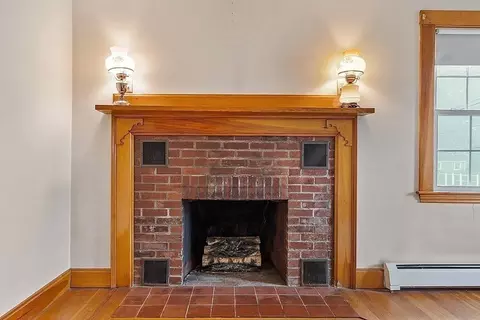 9 Garfield Ave, Danvers, MA 01923 photo 5