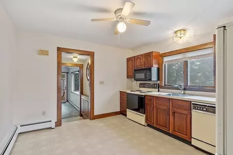 9 Garfield Ave, Danvers, MA 01923 photo 14