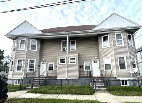 127-129 Clara St, New Bedford, MA 02744