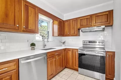 15 Park View Dr, Hingham, MA 02043 photo 9