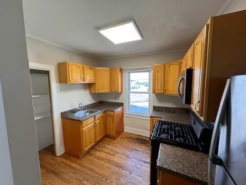 45 Slater St, Fall River, MA 02720 photo 6
